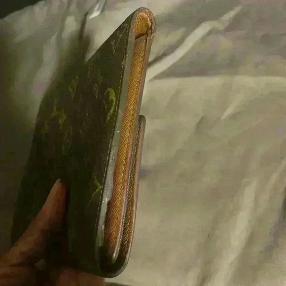 Louis Vuitton Monogram Wallet w/COA - Picture 9 of 11